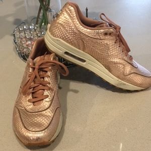 Nike Air Max - Rose Gold